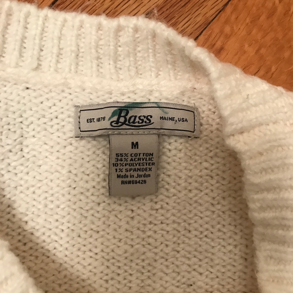 ❤️BASS: White & Gray Coziest Sweater Ever! - Picture 3 of 8